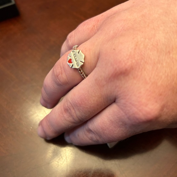 Firefighter Badge Ring BARTON thin red line - Picture 4 of 6